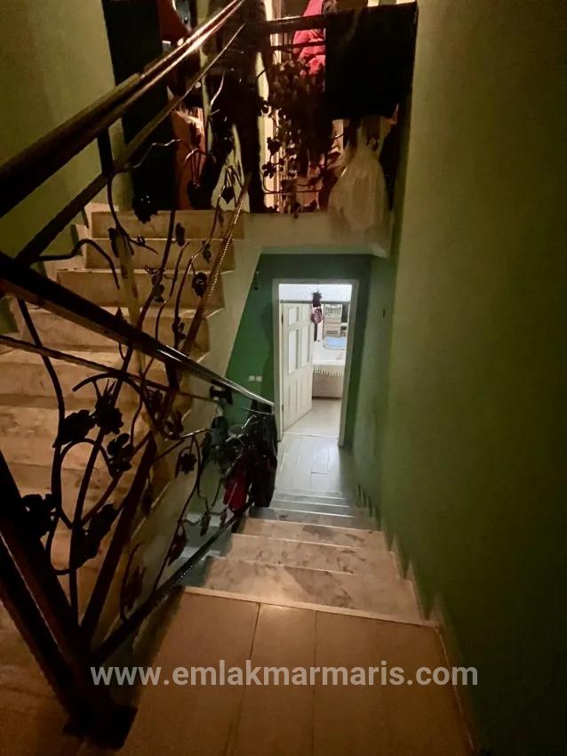 Marmaris Wald Techniker Seite mit verkaufbarer 3+2 Villa