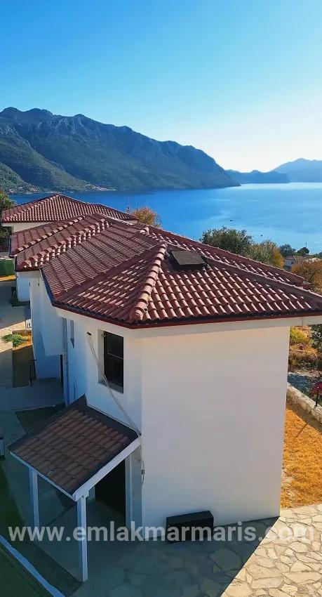7+3-Zimmer Komplexes gebäude Zu verkaufen in Söğüt Bz. Marmaris - 756 m²