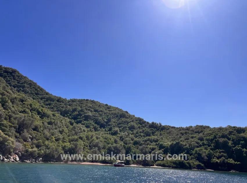 Land Zu verkaufen in Adaköy Bz. Marmaris - Tourismus-Zonierung - 2.000 m²