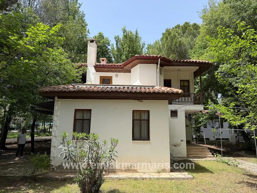 3+1-Zimmer Villa Zu verkaufen in Hisarönü Bz. Marmaris - 150 m²