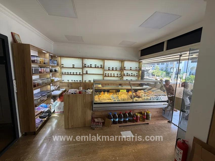 Armutalan Zentrum satılık 50 m2 Straße Über der Laden