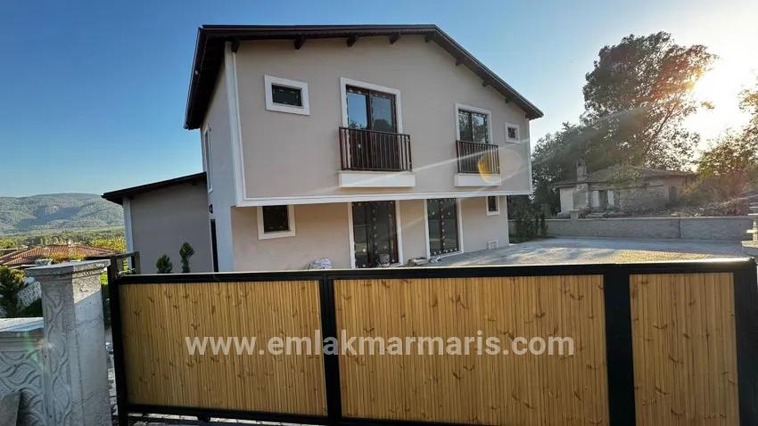 3+1-Zimmer Villa Zu verkaufen in Kızılyaka Bz. Ula - 465 m²