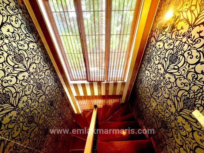4+2-Zimmer Einfamilienhaus Zu verkaufen in Armutalan Bz. Marmaris - 970 m²