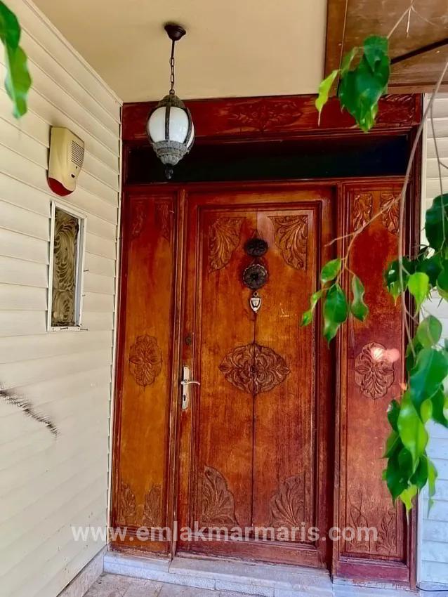 4+2-Zimmer Einfamilienhaus Zu verkaufen in Armutalan Bz. Marmaris - 970 m²