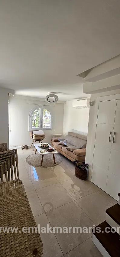 3+1-Zimmer Einfamilienhaus Zu verkaufen in İçmeler Bz. Marmaris - 200 m²