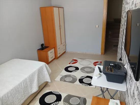 Freistehend mit Eingang und Pool Im Wohnkomplex 2+1 zum Verkauf Duplex‑wohnung İçmeler