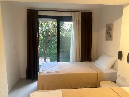 Marmaris Çıldır, 30 m zum Meer, neu, luxuriös, mit Garten, möbliert, zu vermieten, 2+1