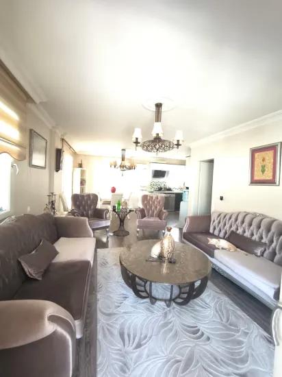 Köyceğiz 5+1 Freistehend mit Pool zu verkaufen Villa