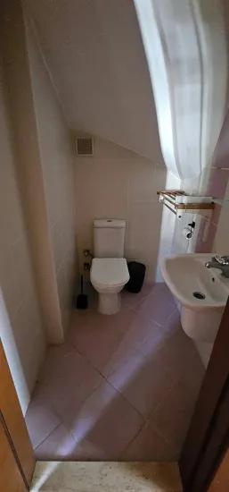 Marmaris Camii Avlu Viertel Im Pool‑komplex Luxus 3+1 zu vermieten möbliert Dach Duplex