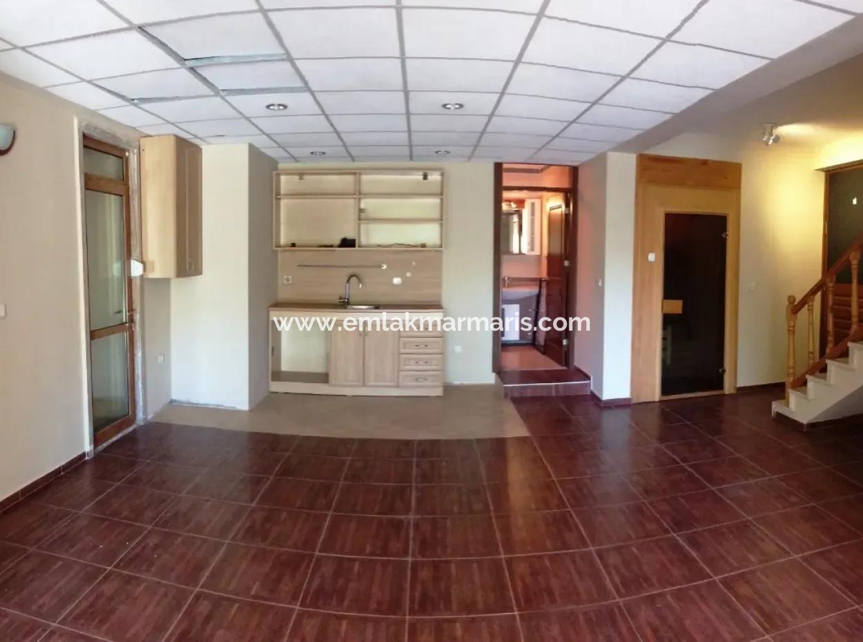 10 Schlafzimmer 2 Mit Pool Im Zentrum Von Marmaris.2500M2 Grundstück Zum Verkauf In Unserer Anlage.