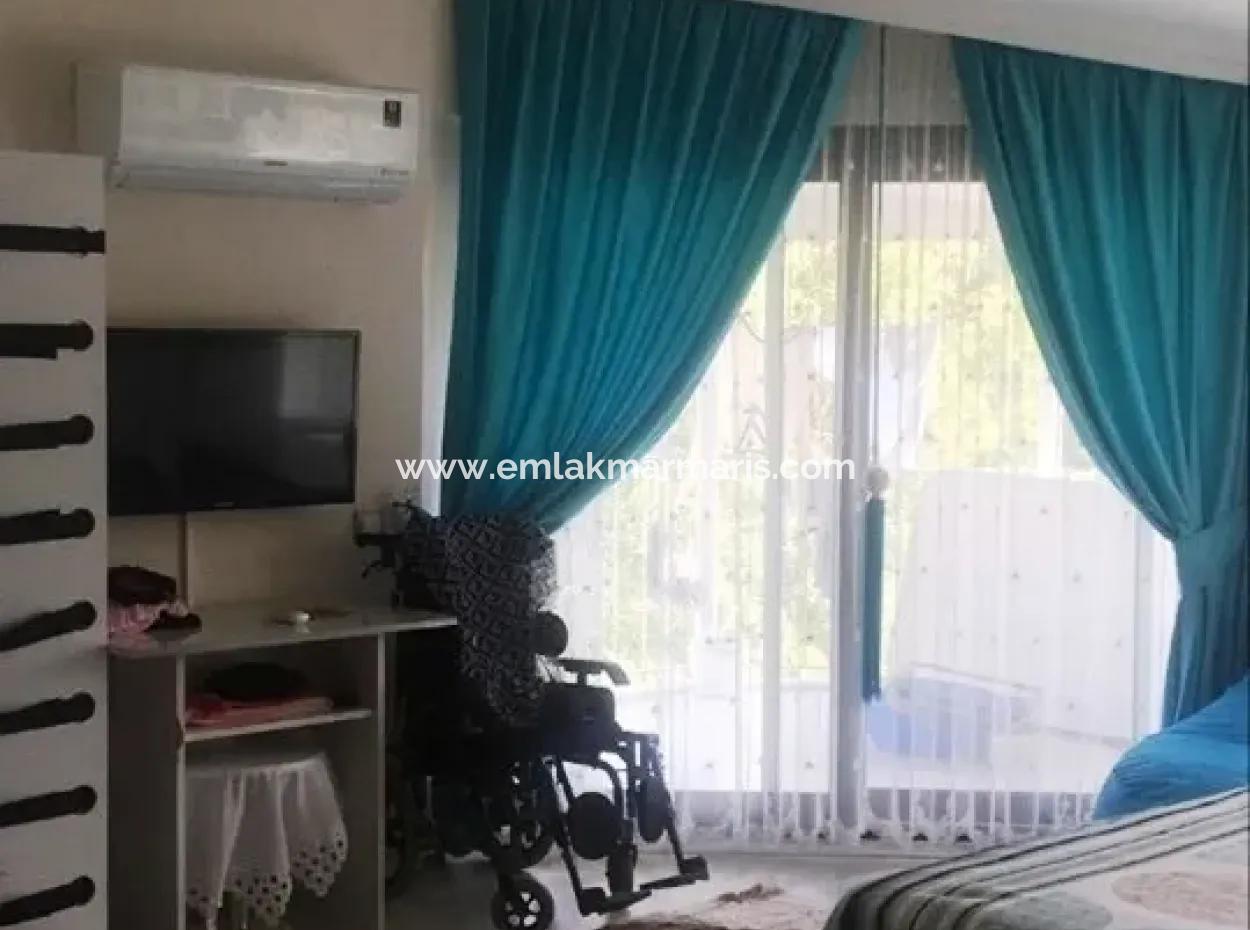 240 M2 4 Zimmer 2 Wohnzimmer Villa In Marmaris Beldibi Forex Mit Einem Garten Zum Verkauf.ein Olympisches Schwimmbecken.