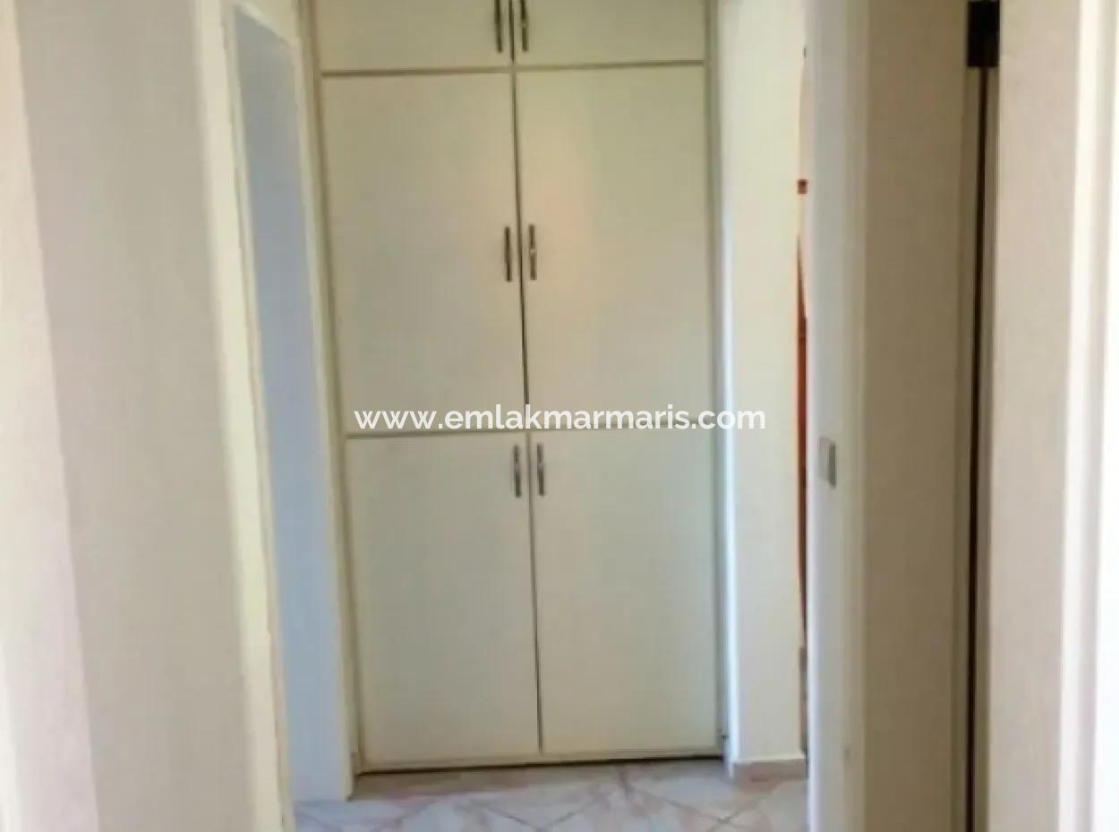 Freistehende Villa Mit Garten Zum Verkauf In Ula Muğla Bezirk Sultanahmet-Viertel Zweibettzimmer