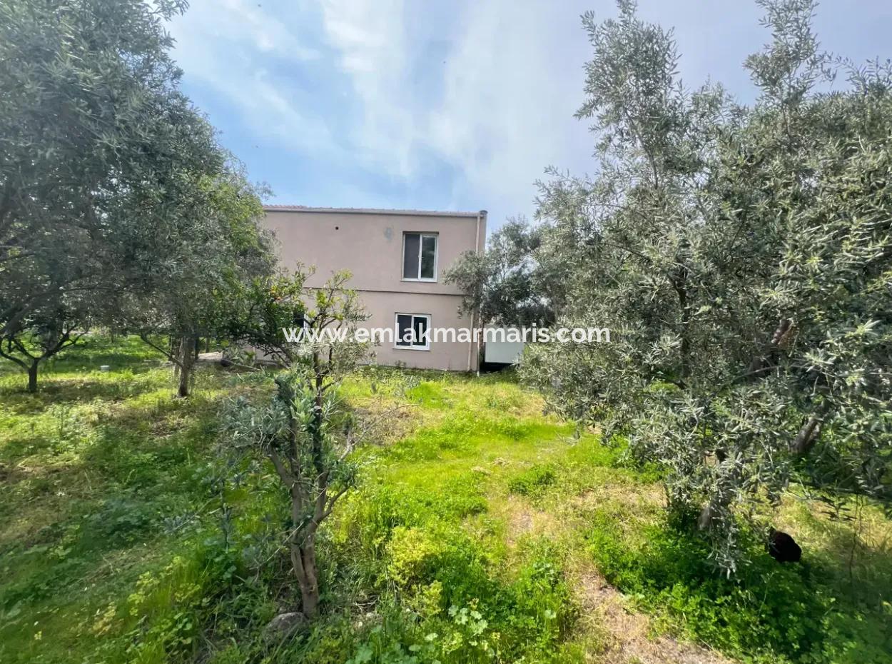 Einfamilienhaus Zum Verkauf Auf Einem 2000M2 Großen Grundstück Am Meer Im Viertel Marmaris Söğüt. Geeignet Zum Festbinden Eines Bootes Davor.