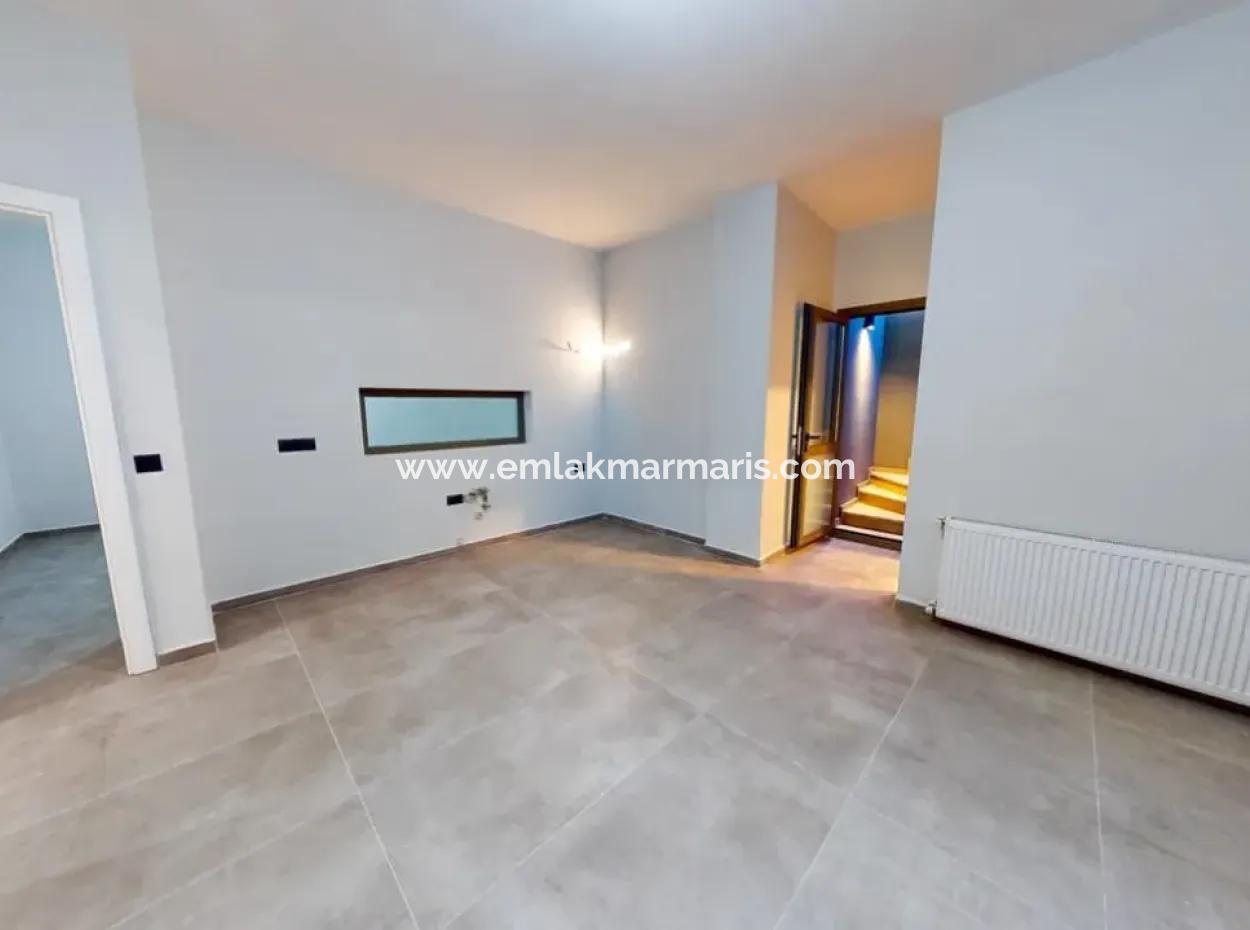 4 Zimmer 1 Wohnzimmer Maßgefertigte Villa Auf 800M2 Grundstück Mit Pool Mit Herrlichem Meerblick In Marmaris Gökbel Gebiet