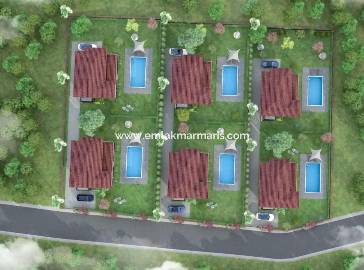 Marmaris Çetibeli 3 Zimmer 1 Wohnzimmer Offene Kleine Villa Zum Verkauf Mit Einem Komplett Freistehenden Pool Auf Einem 400M2 Großen Grundstück