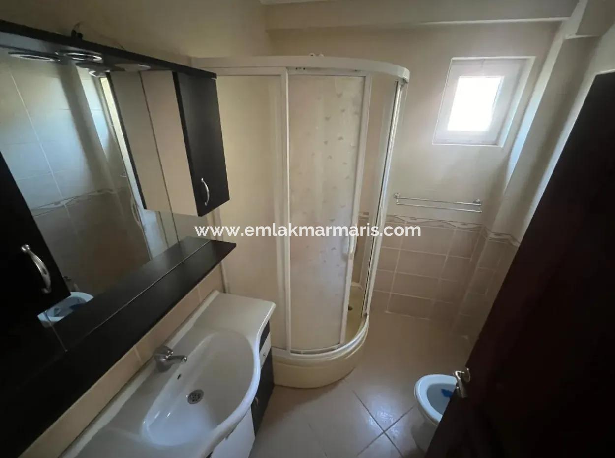 Unsere Maisonette-Wohnung Mit 2 Zimmern Und 1 Wohnzimmer In Einem Komplex Mit Pool In Marmaris İçmeler Steht Zum Verkauf.