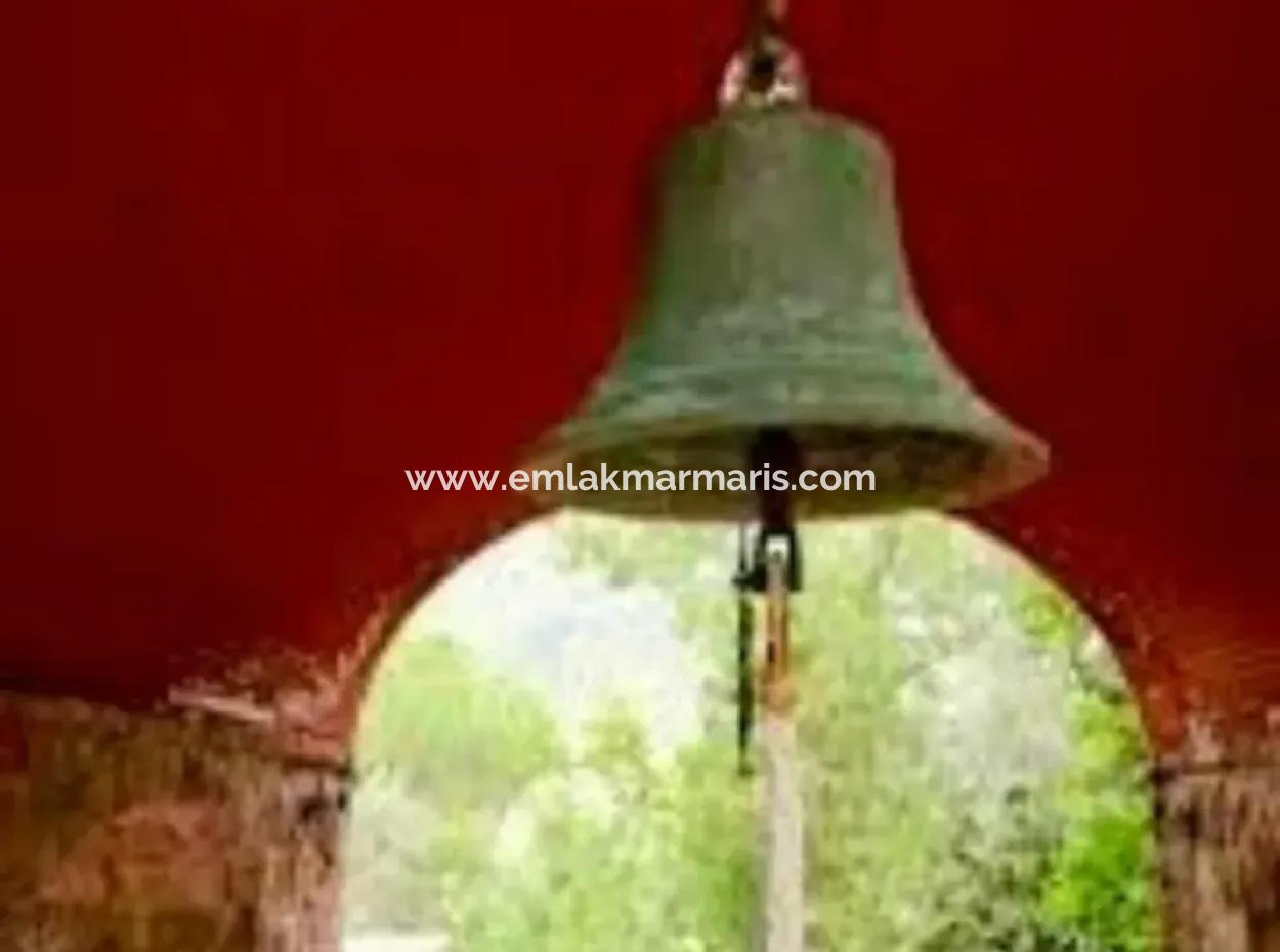 81000M2 Insel Zum Verkauf In Marmaris Region 31000M2 Eigentumsurkunde Offizieller Strom Wasser Verfügbar Herrenhaus Mit Legalem Haus Darin