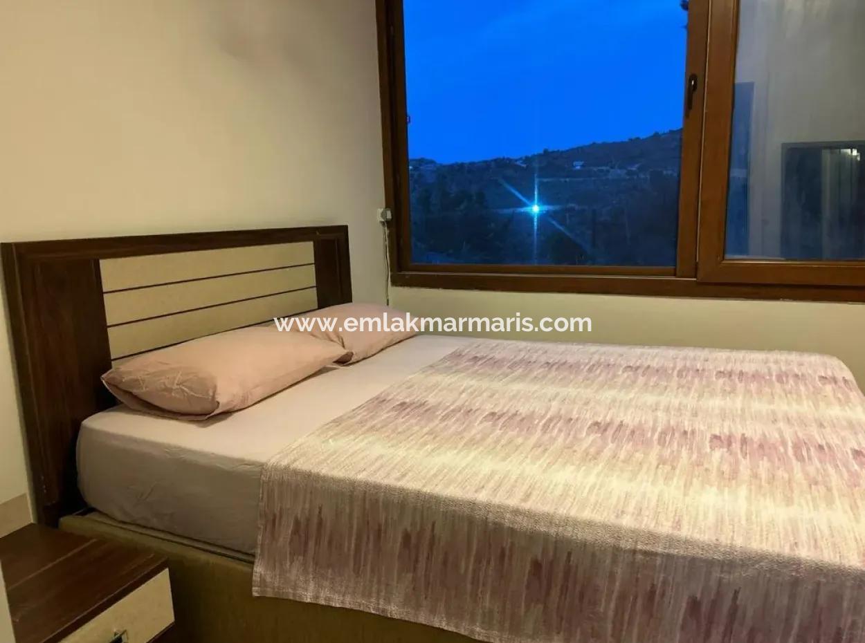 Erdgeschoss, Separater Eingang, In Einer Wohnanlage Mit Pool, 5 Minuten Von Türkbükü Entfernt.