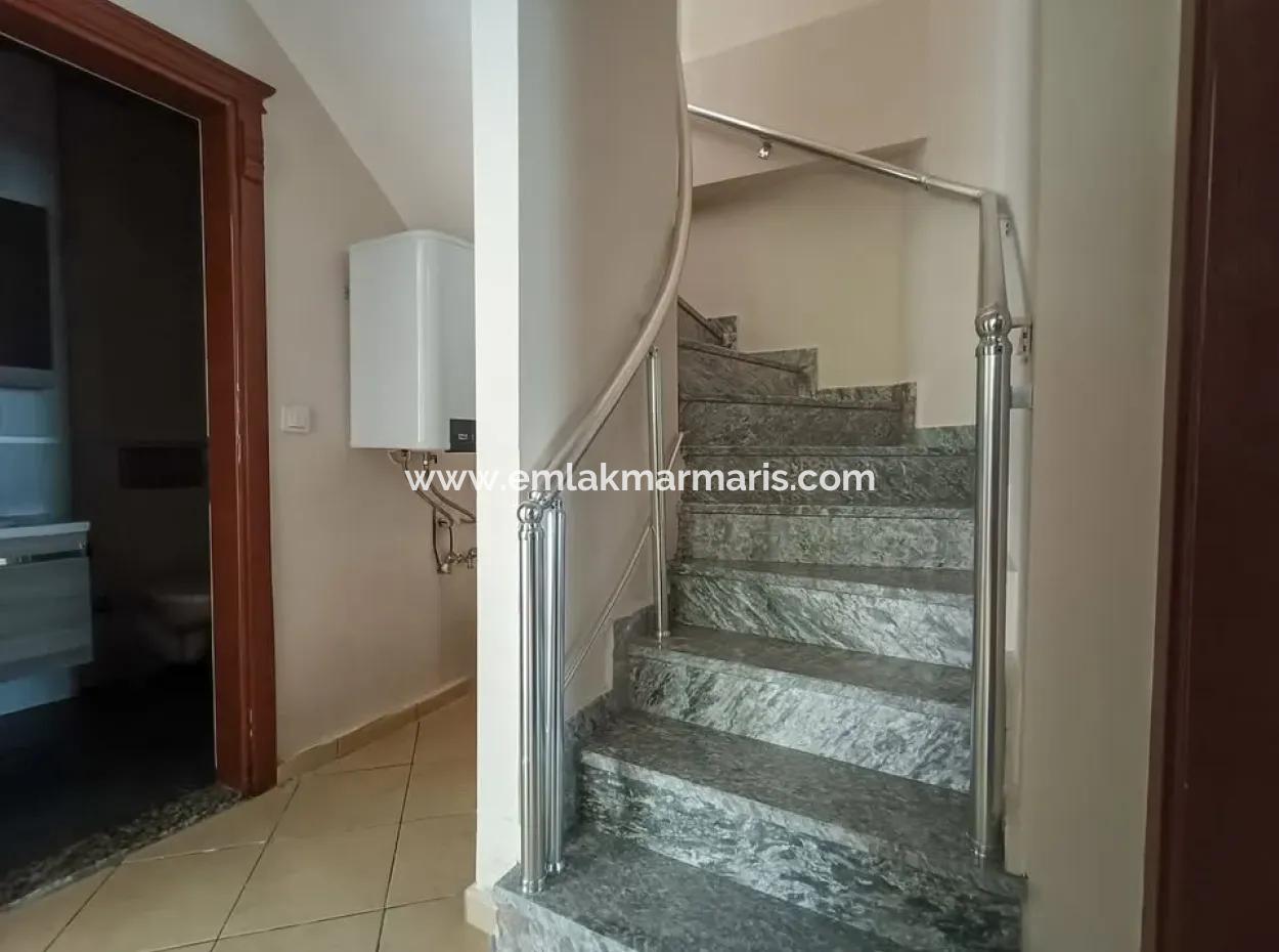 3 1 Garten-Maisonette-Wohnung Zum Verkauf In Beldibi Im Stadtteil Marmaris In Einem Komplex Mit Blick Auf Die Natur Swimmingpool