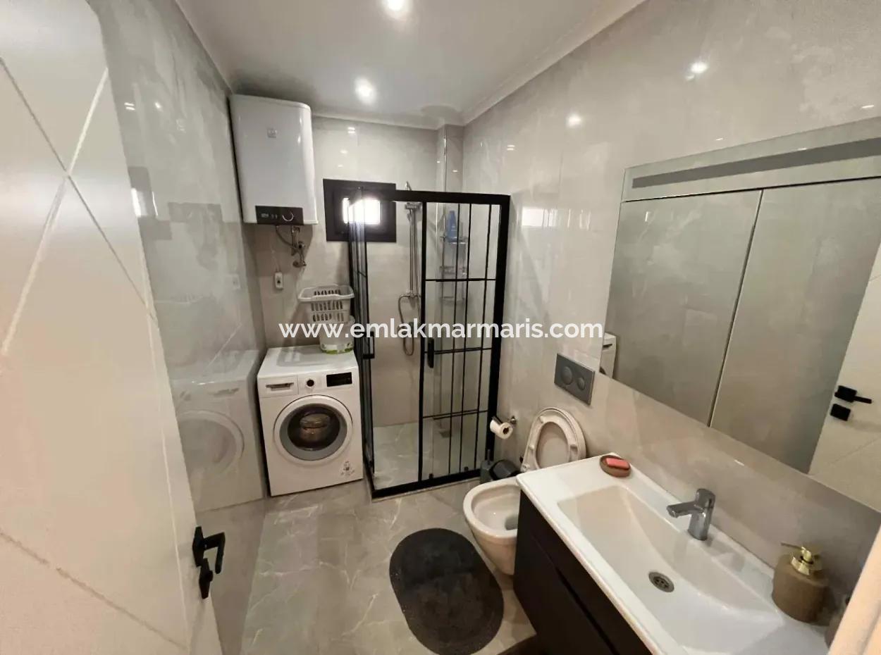 Tolles Portfolio! Die Einzigartige Natur Von Marmaris Und Seine Lage In Der Nähe Des Zentrums. 5 Einheiten Von 2 1 Voll Möblierten Wohnungen, Die Für Die Vermietung Von Unternehmen Im Gebäude Geeignet Sind