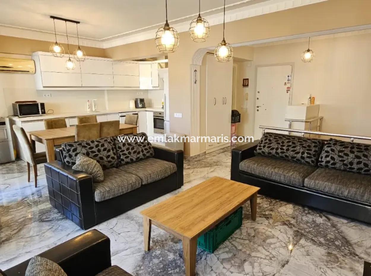 Camiavlu Neighborhood 3 1 Rückwärtsduplex Zum Verkauf Auf Einem Sicheren Gelände Mit Pool