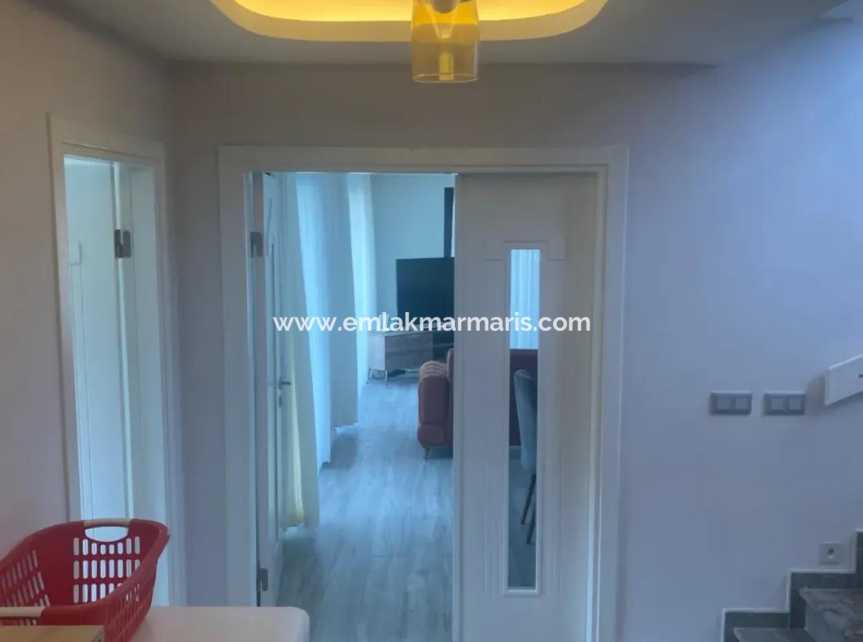 Marmaris Çamdibi 5 1 Voll Freistehende Pool, Möblierte Dreifachvilla Zu Mieten