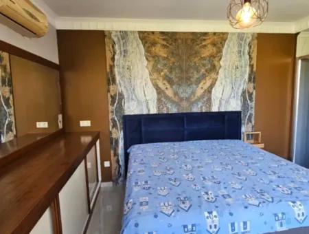 Camiavlu Neighborhood 3 1 Rückwärtsduplex Zum Verkauf Auf Einem Sicheren Gelände Mit Pool