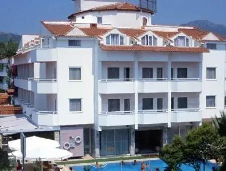 70 Zimmer-Hotel Zum Verkauf In Der Nähe Des Meeres In Zentrum Von Marmaris