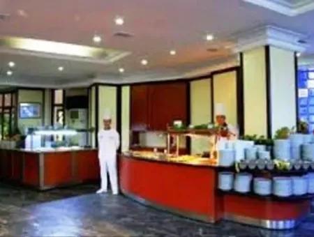 50 Zimmer-Hotel Zum Verkauf In Marmaris Zentrum