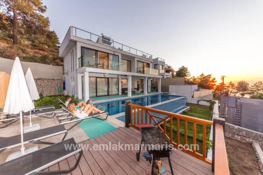 In Faralya, a magnificent villa with a sea view