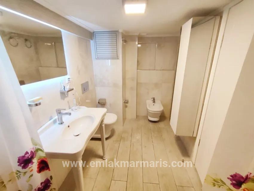 In Çildır neighbourhood, a 2+1 storey garden-owned flat for sale