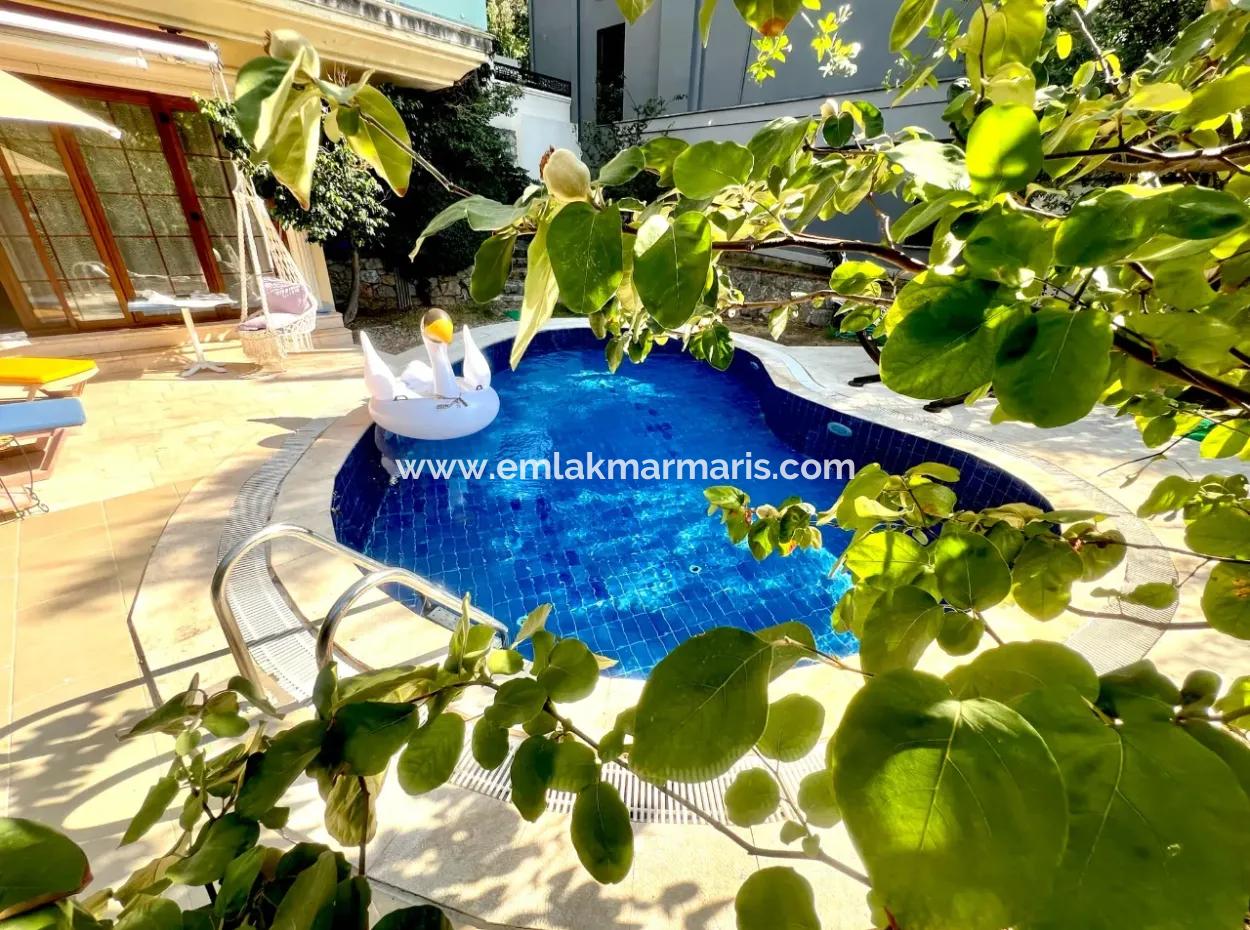 900M2 Land Share Available In Marmaris Armutalan Area, 4 Rooms, 2 Living Rooms, 5 Bathrooms, 450M2 Mansion For Sale