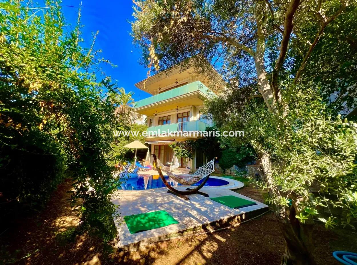 900M2 Land Share Available In Marmaris Armutalan Area, 4 Rooms, 2 Living Rooms, 5 Bathrooms, 450M2 Mansion For Sale