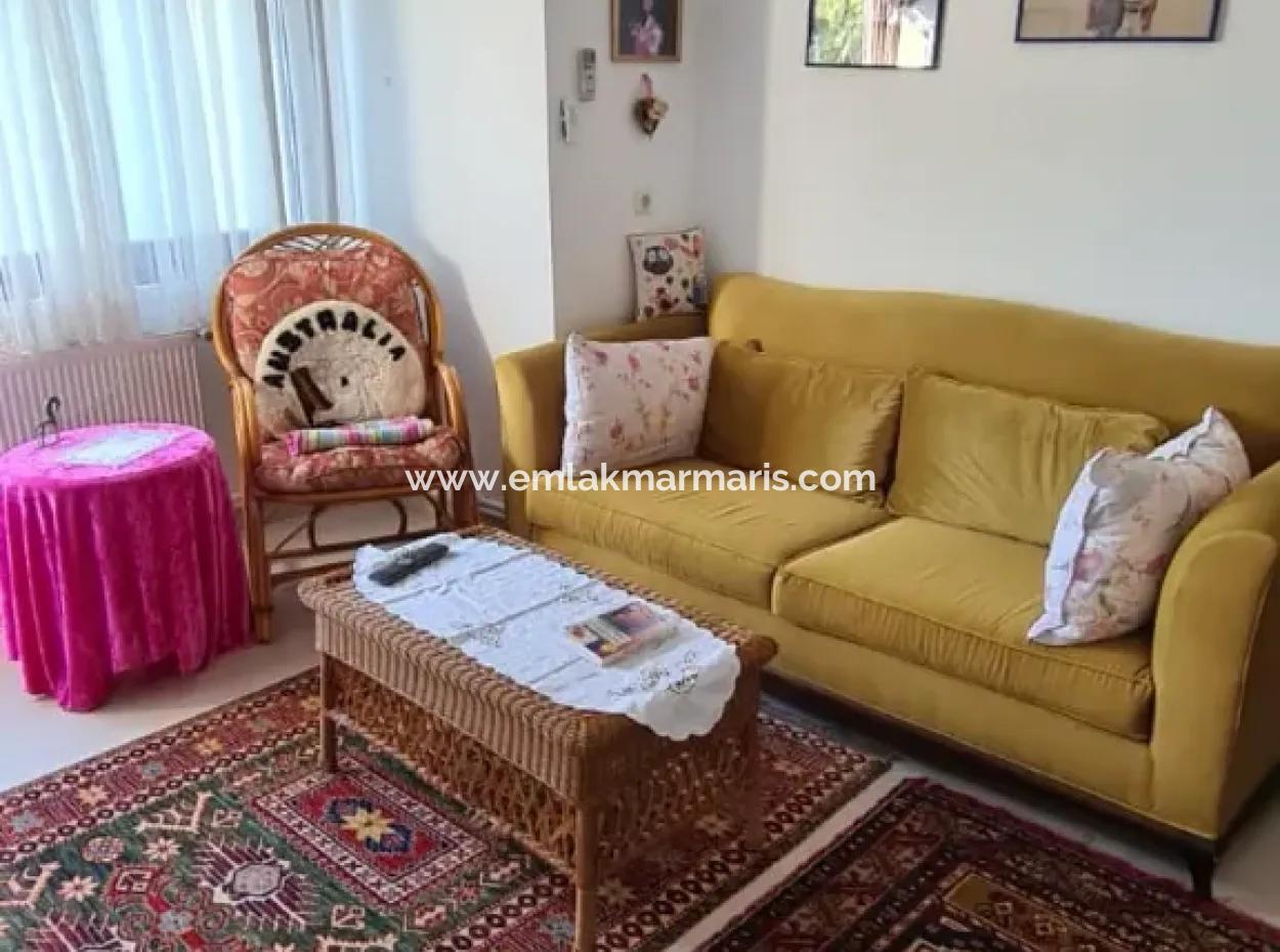 Villa For Sale In Armutalan, Marmaris With A Fully Detached Garden And Pool