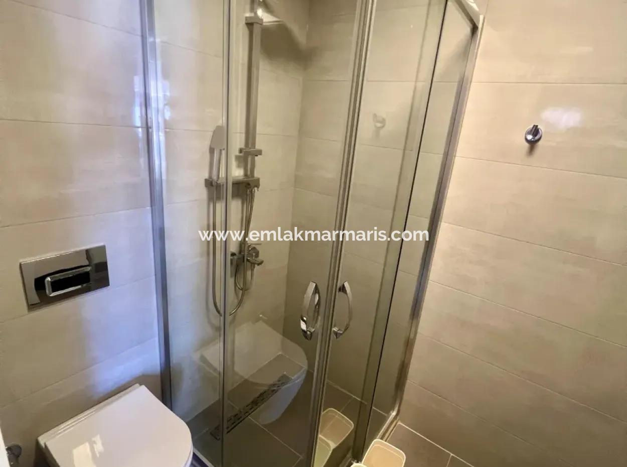 2 Rooms 1 Living Room New Building Upper Duplex Double Bathroom 90 M2 Apartment For Sale In The Center Of Marmaris Close To The Sea