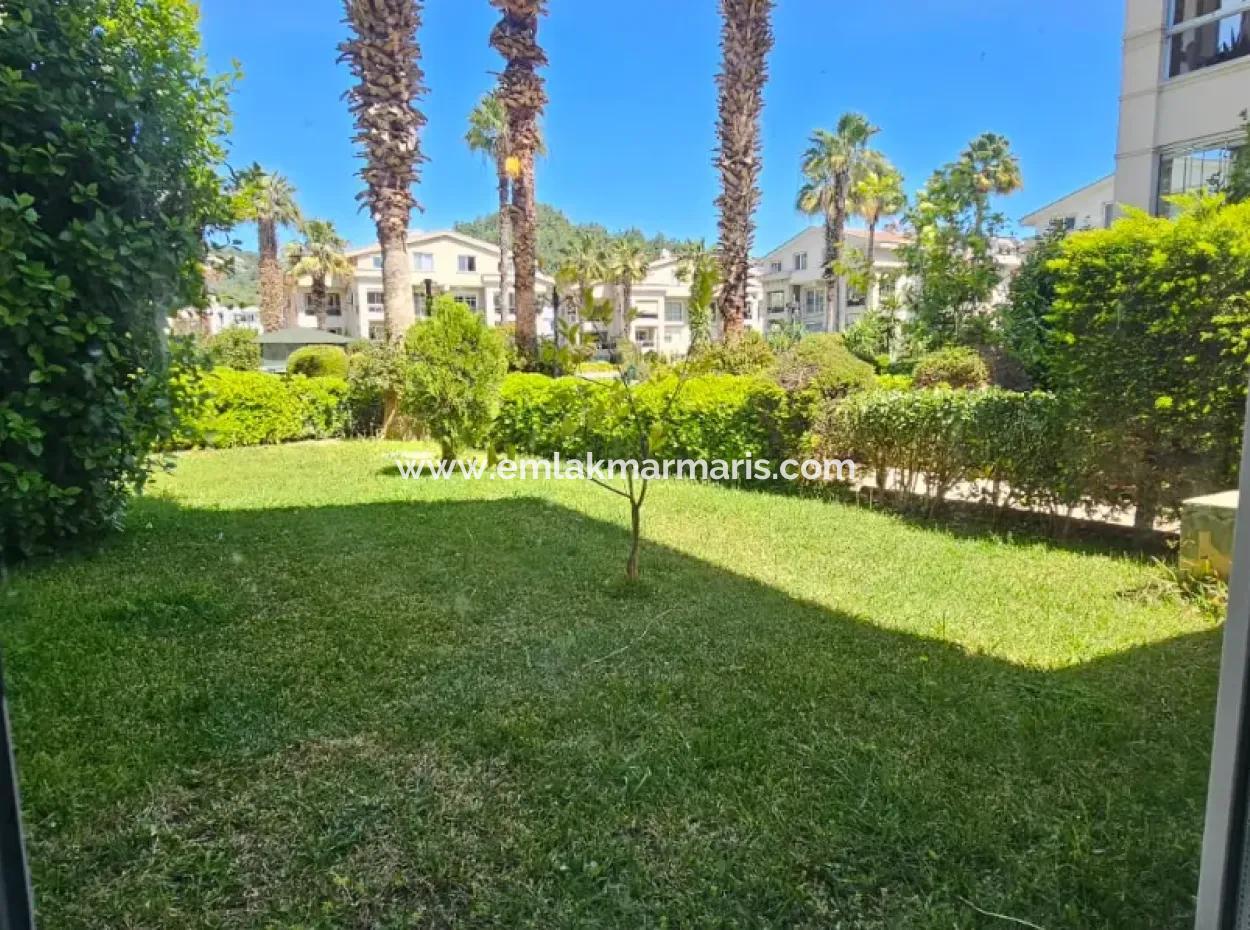 Camiavlu Neighborhood 3 1 Reverse Duplex For Sale In A Secure Site With Pool