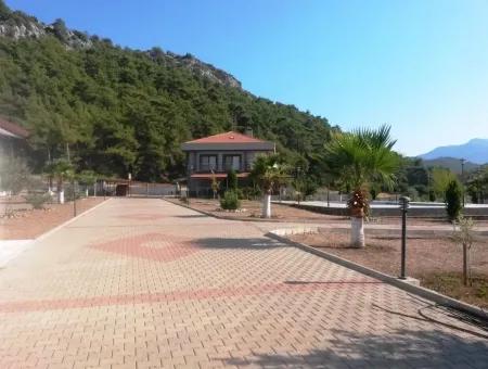 Built On A Plot Of 7000M2 In Marmaris, 8 Room Ranch House Pool