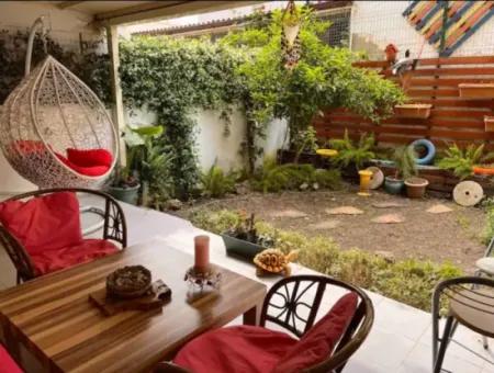 Çıldır Mahallesi 2 1 Garden Duplex Flat For Sale