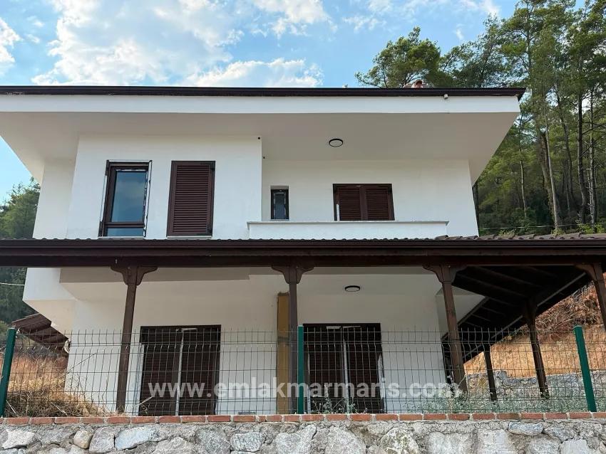 В аренду Семейный дом 2+1 в Çetibeli Marmaris - 140 m²