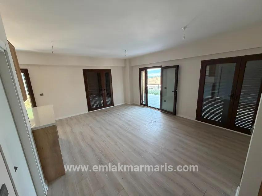 В аренду Семейный дом 2+1 в Çetibeli Marmaris - 140 m²