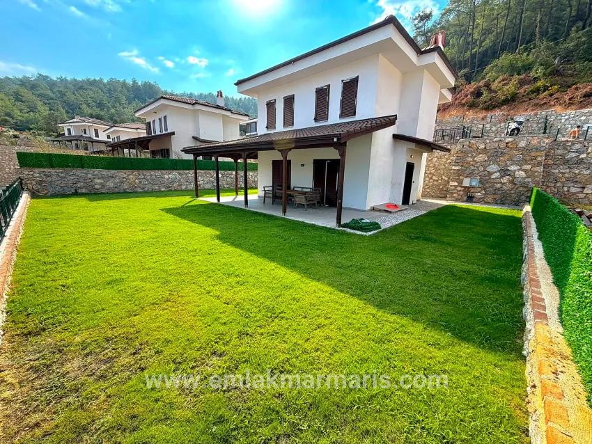 Для продажи Вилла 3+1 в Çetibeli Marmaris - 140 m²