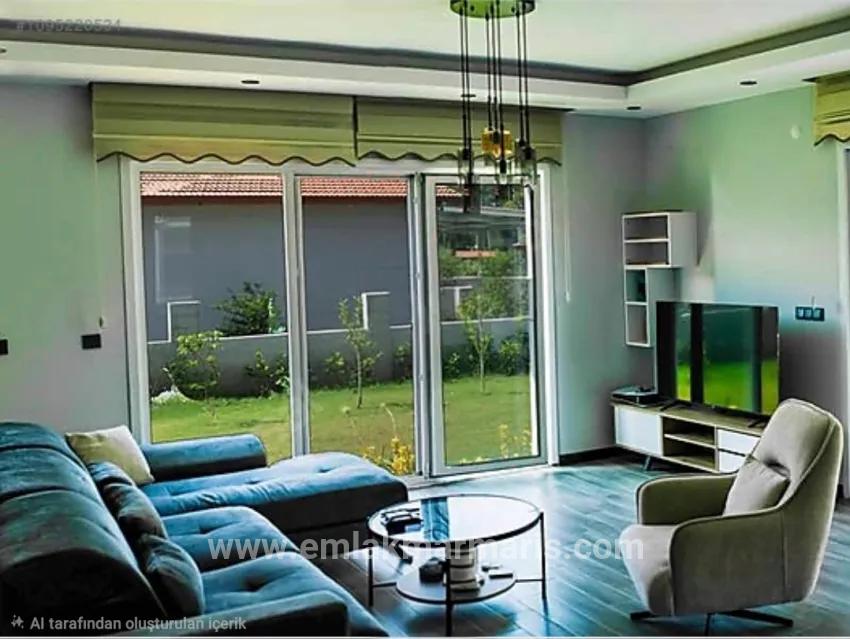 В аренду Семейный дом 4+1 в Hisarönü Marmaris - 500 m²