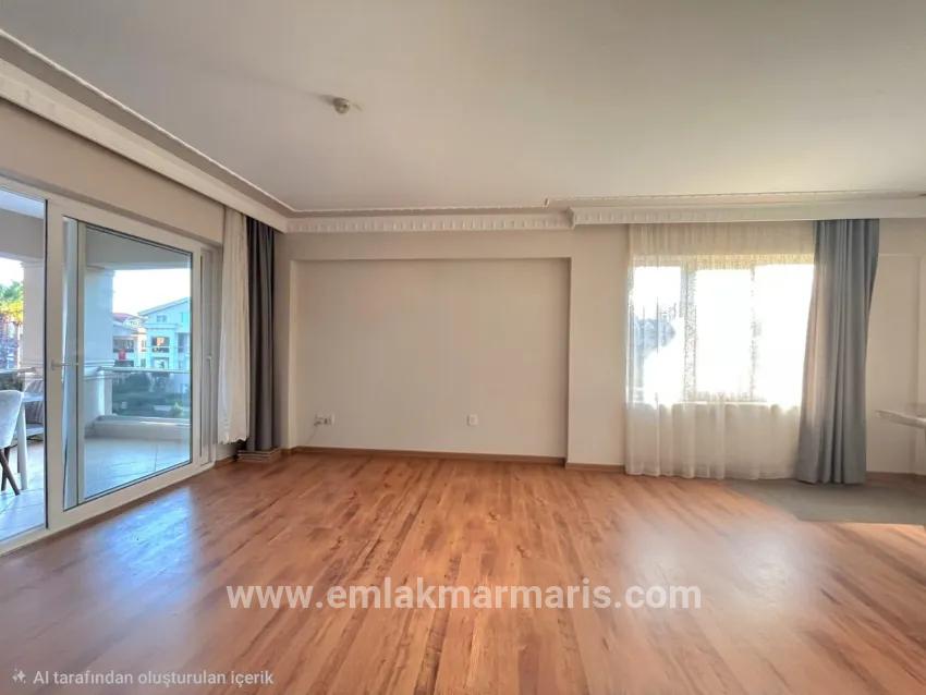 Camiavlu Mahallesi'nde Havuzlu Sitede 3+1 Kiralık Daire