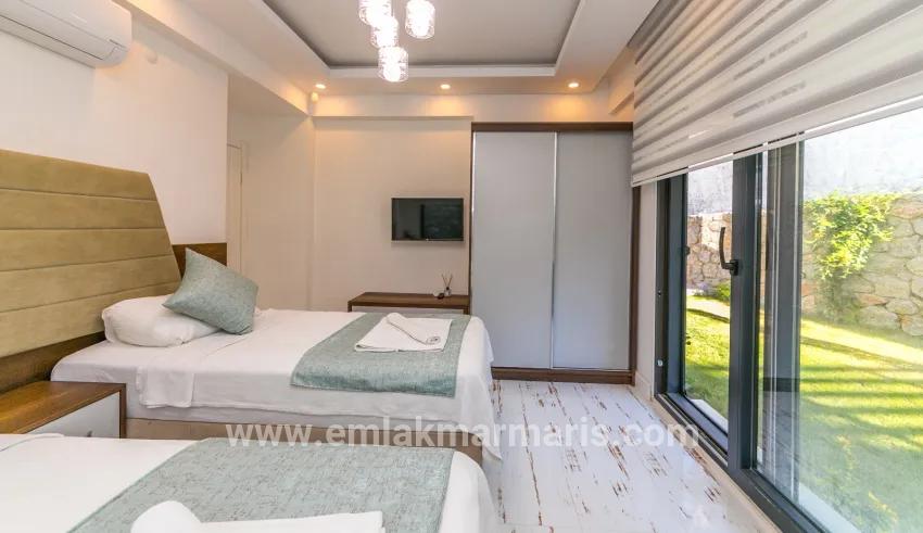 Faralya'da deniz manzaralı muhteşem bir villa