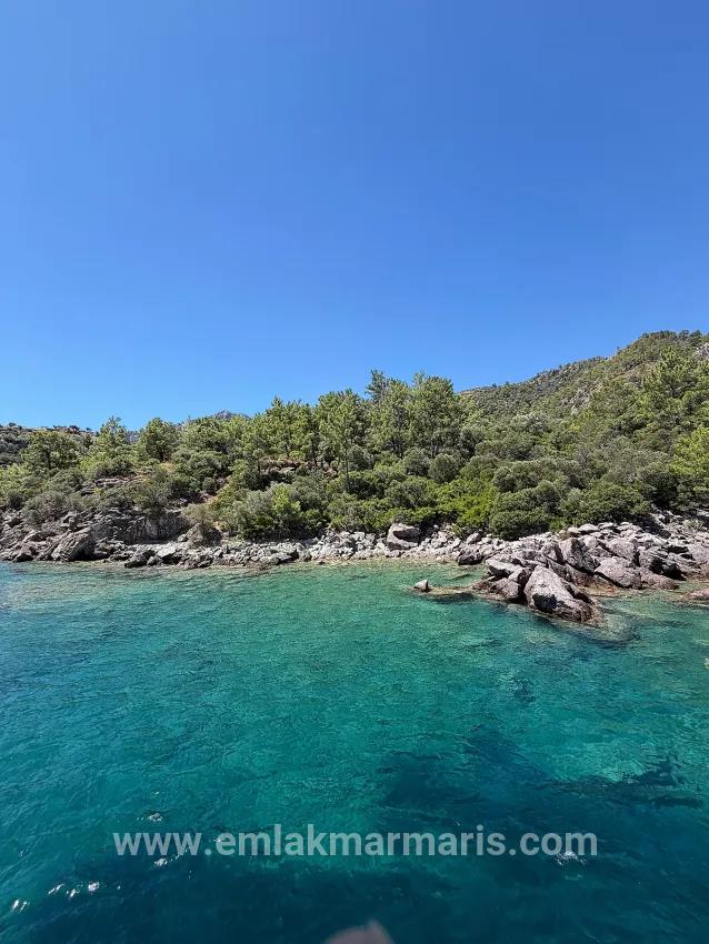 Marmaris Turunç koyunda denize sıfır 4700 m2 kontrollü kullanım alanı