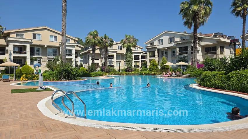 Camiavlu Mahallesi Havuzlu Sitede 3+1 Satılık Daire