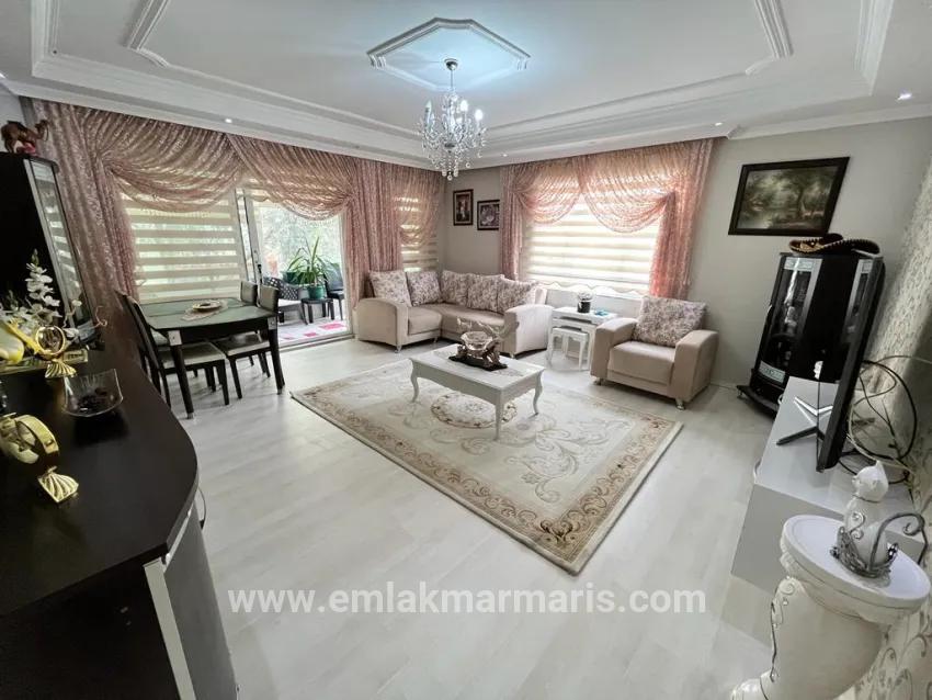 Marmaris Tepe Mah. Satılık 3+1 Daire - 160 m²