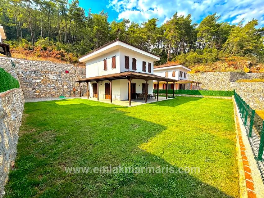 Marmaris Çetibeli Mah. Satılık 3+1 Villa - 140 m²