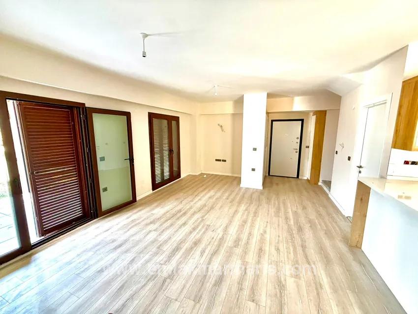 Marmaris Çetibeli Mah. Satılık 3+1 Villa - 140 m²