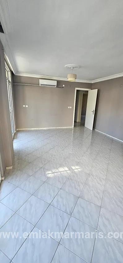 Marmaris Çıldır Mah. Kiralık 2+1 Daire - 130 m²